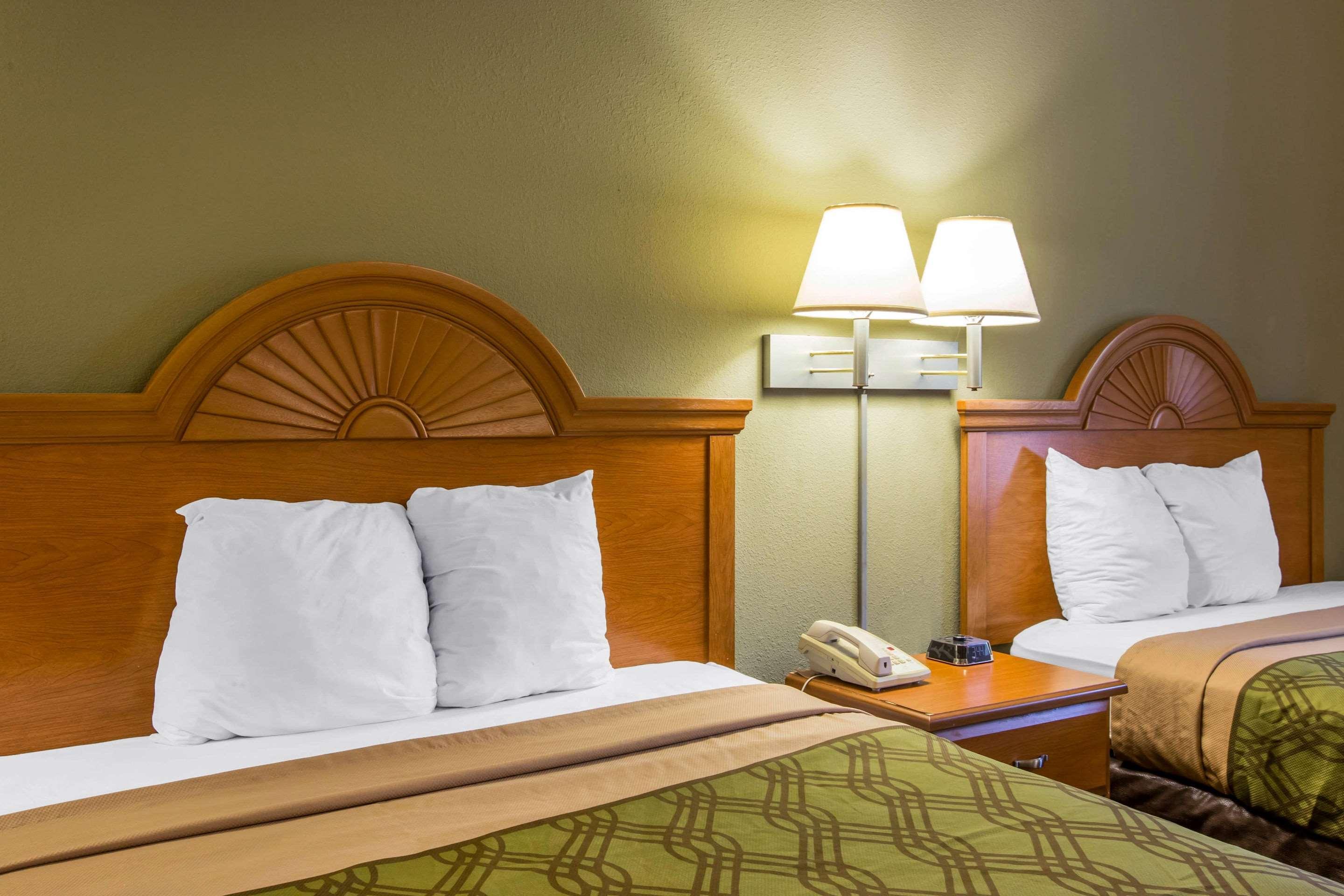 Econo Lodge Valdosta Extérieur photo